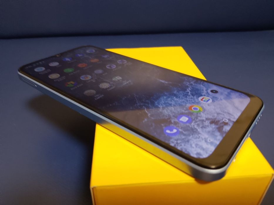 Realme c30s 4/64gb.