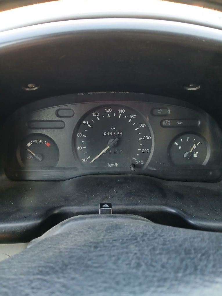 Ford Transit VENDO/TROCO Longa 2.5D 1998