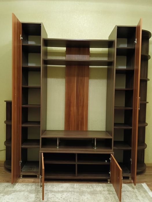 Модульна стінка для вітальні. Стінка під телевізор