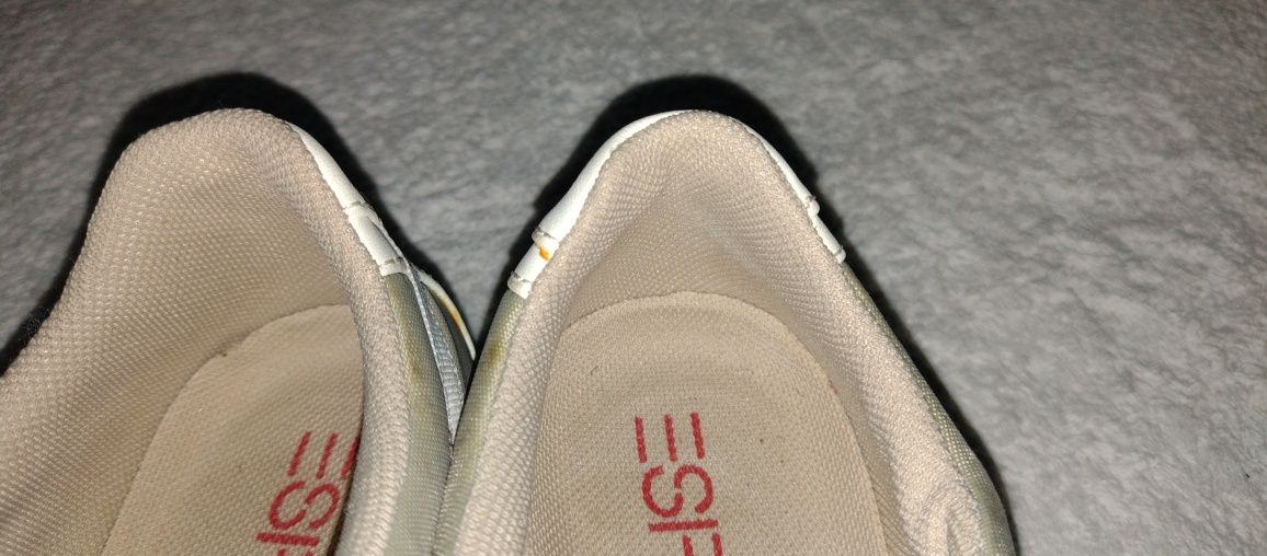 Продам женские кроссовки ESPRIT