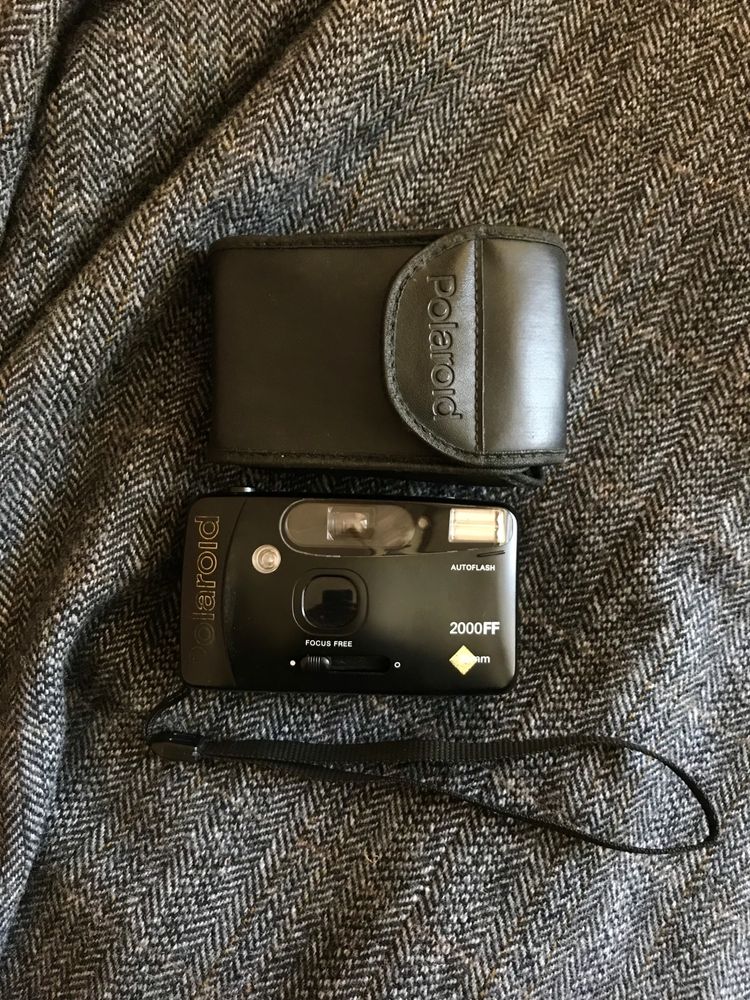Плівковий фотоапарат Polaroid 2000FF