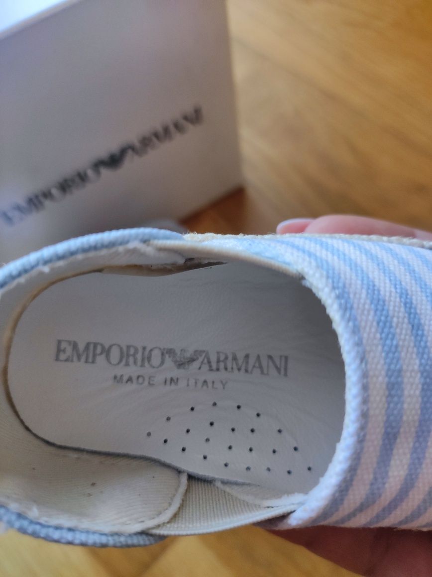 Emporio Armani   17 niemowlęce    C10
Espadryle XLS001 XOT12 A042 Whit