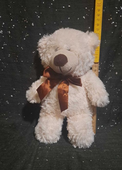 Miękka pluszowa zabawka maskotka MIŚ z kokardą satynową