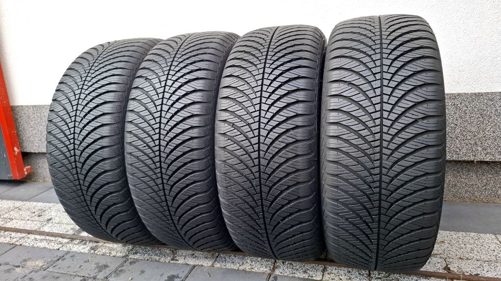 Opony 215/55 R17 Goodyear Vector4seasons gen2 8mm 2024r