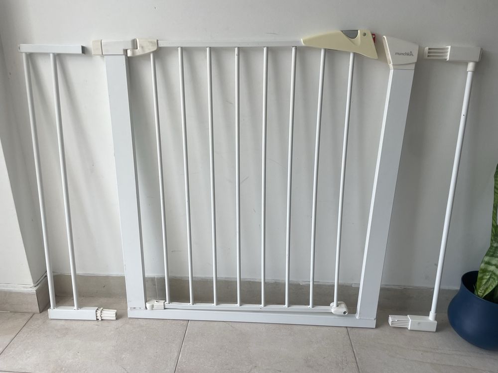 Vendo grade de proteçao de escadas com extensiveis
