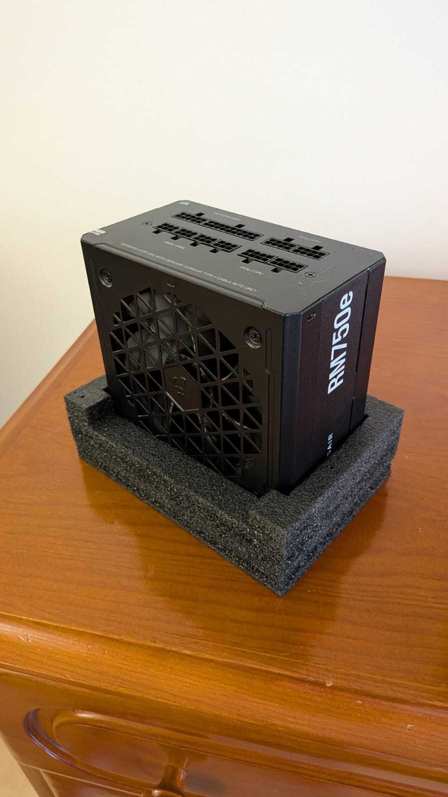 Corsair RMe Series RM750e 750W 80 Plus Gold ATX3.0