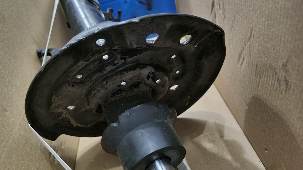 Амортизатор Sachs 317626 передній лівий на Nissan Qashqai J11