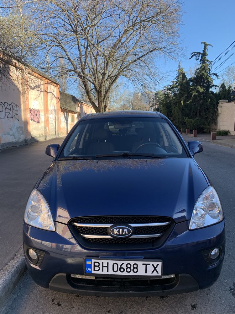 Kia carens киа каренс 2008