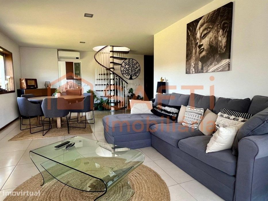 Duplex T3 com Terraço em Vila Verde