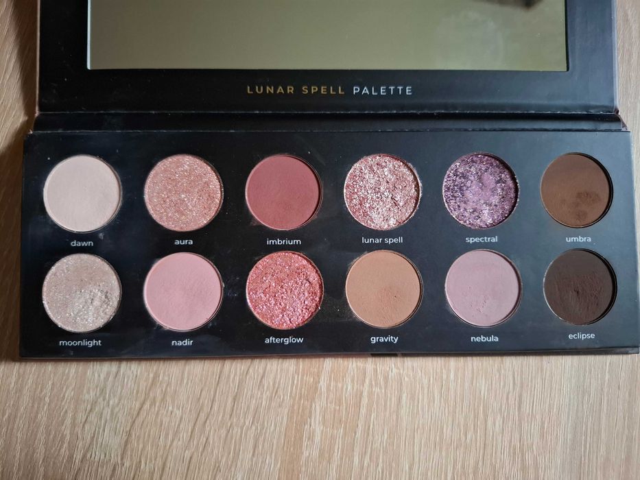 Paleta cieni Affect Lunar Spell