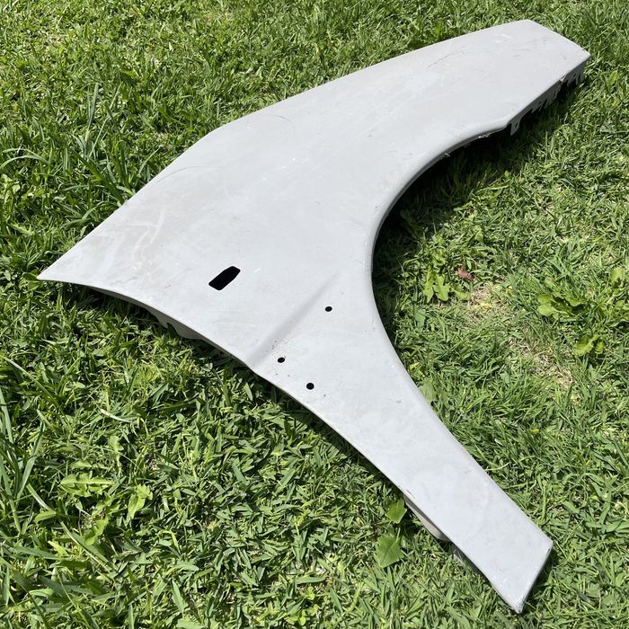 Guarda-lamas direito Fiat Scudo, Citroen Jumpy, Peugeot Expert 96 a 06