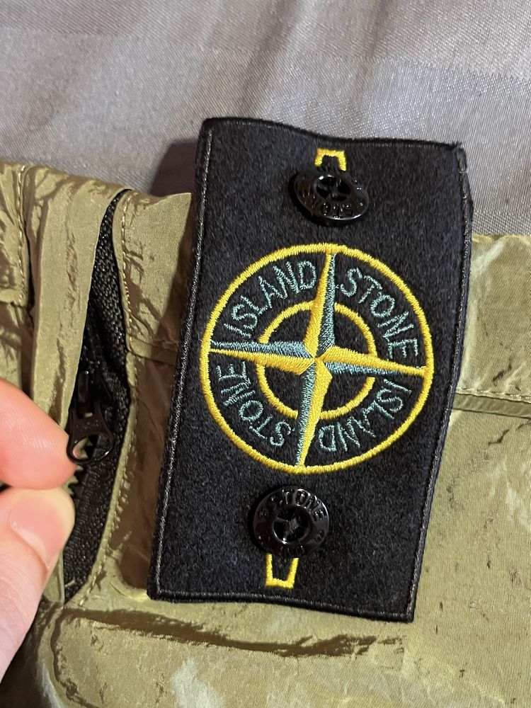 шорти stone island