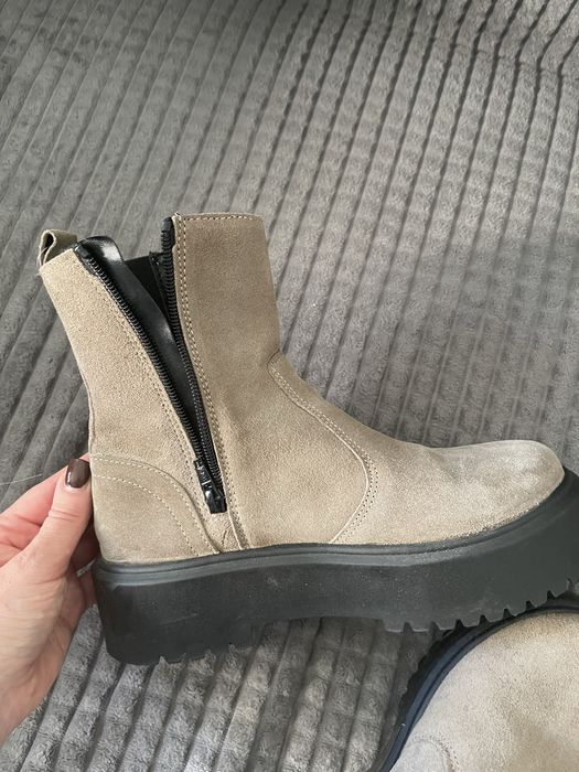 Ботинки замшеві Next 36
