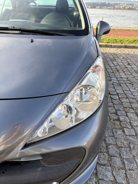 Pegeout 207 CC 1.6 HDI