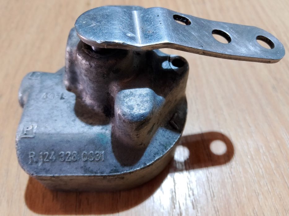 Мерседес w124, 210,211 кран гидроподкачки