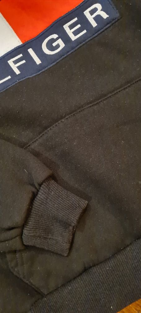 Bluza Tommy hilfiger rozmiar chłopięcy na ok. 140cm wzrostu