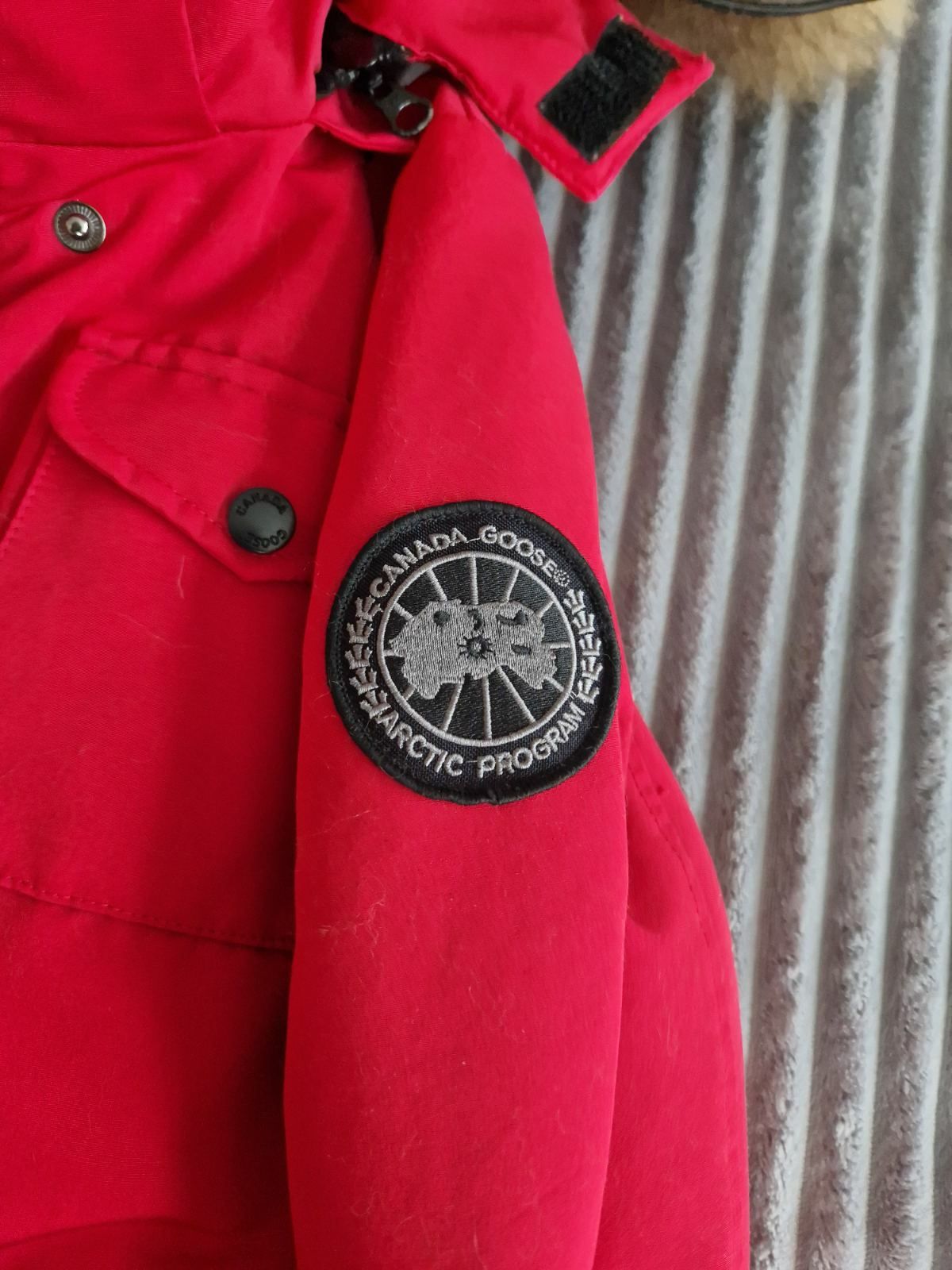 Пуховик Canada goose