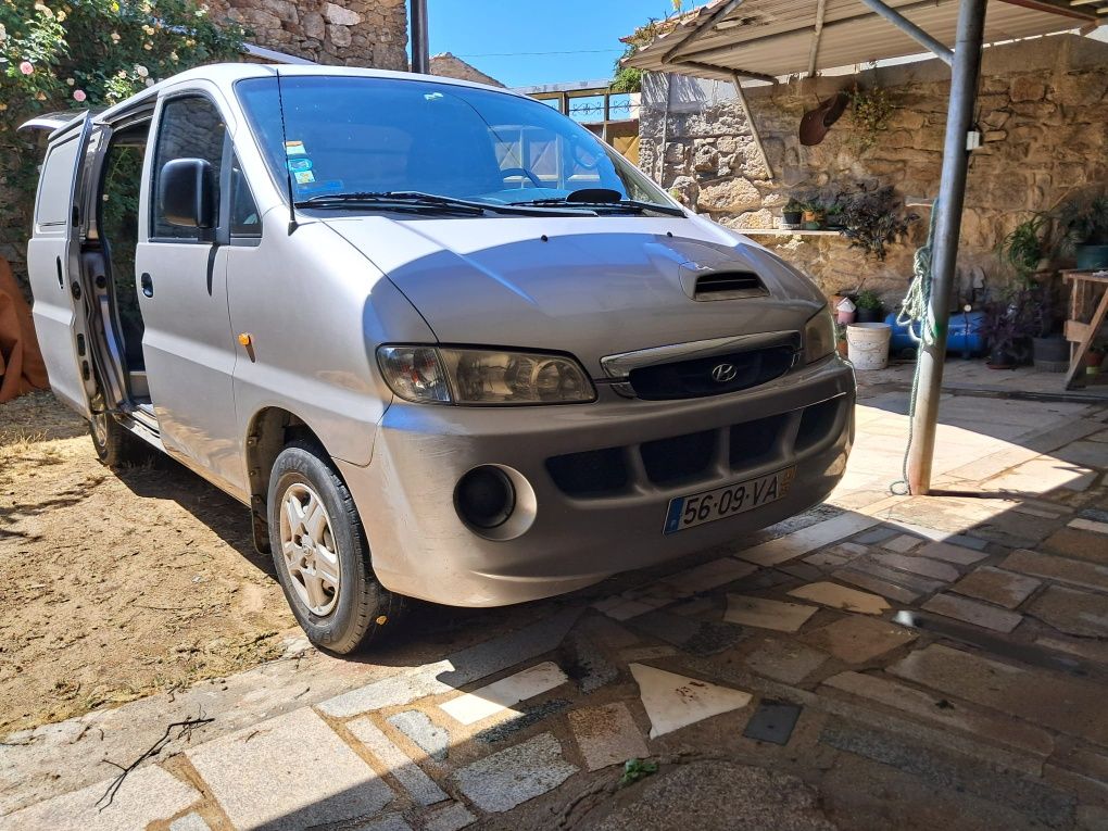 Hyundai H1 2003 2.5turbo