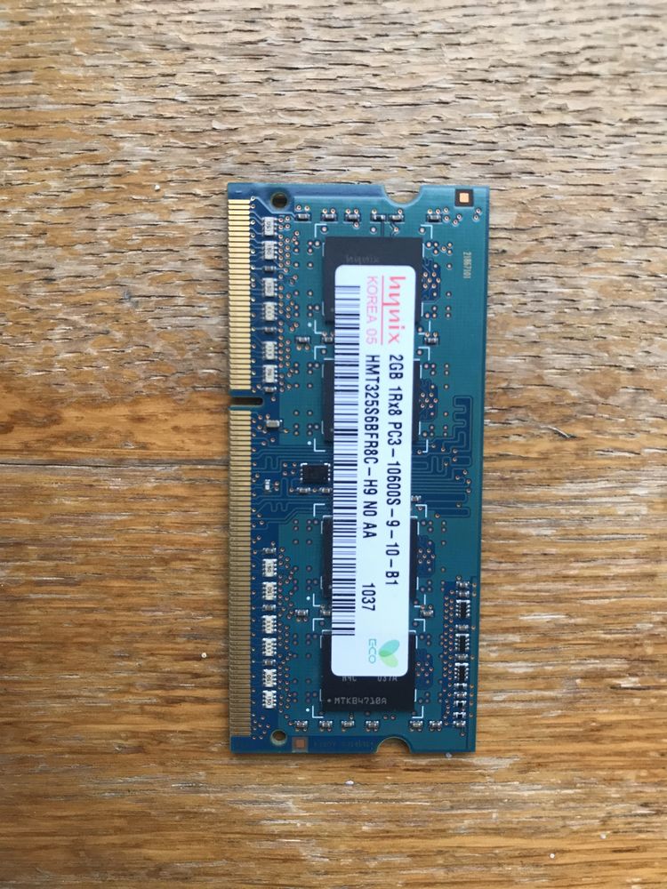 Pamieć do laptopa 2GB