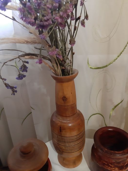 Вироби з дерева, ваза, сахарниця