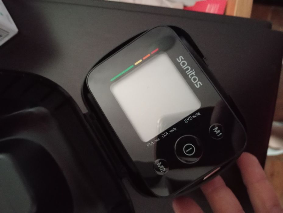 Aparelho de medir tensão pulso