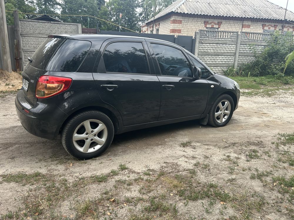 Продам Suzuki SX4