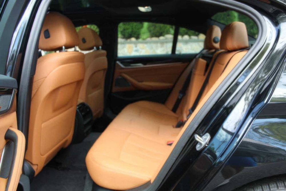 BMW 5 Series 530i xDrive      2023