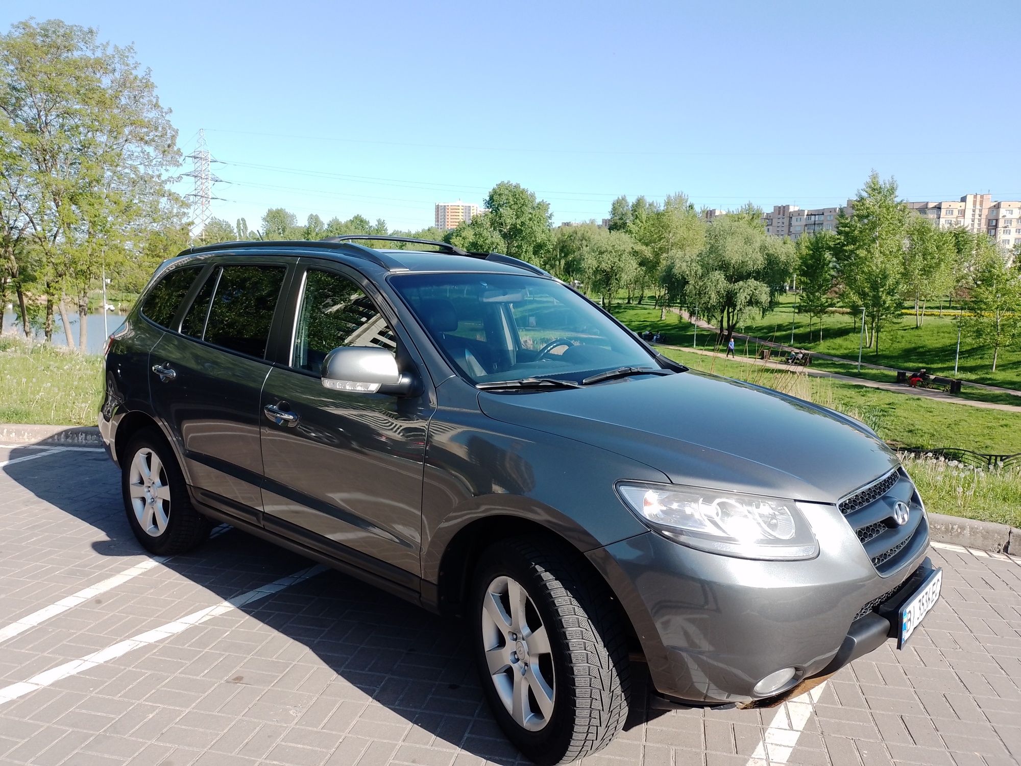 Продам авто Hyundai SANTA FE