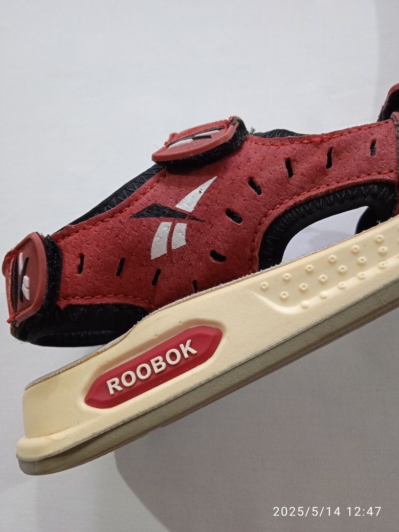 Босоножки Roobok на мальчика.