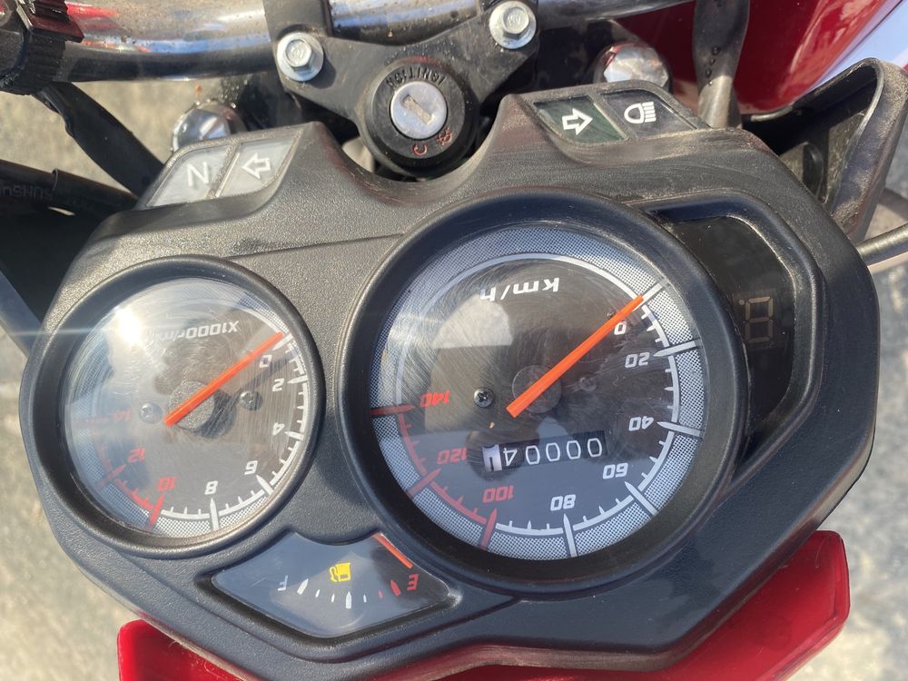 Продам мотоцикл Spark 150