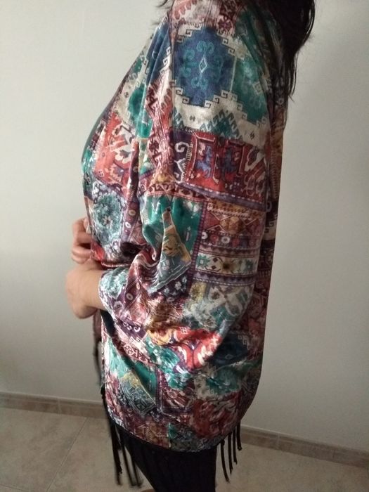 Casaco Pull & Bear com franjas nr. 28 tamanho M - NOVO