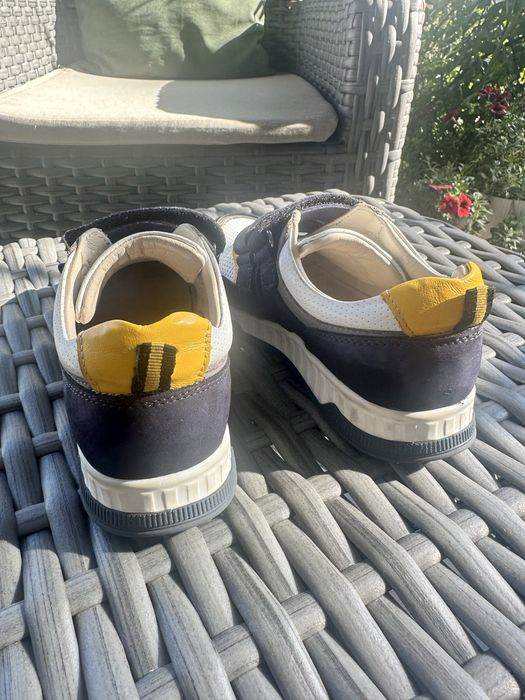 Кросівки  на хлопчика