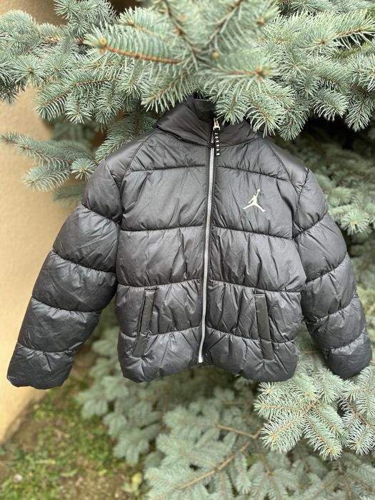 Підліткові пуфери Jordan, оригінал, нові