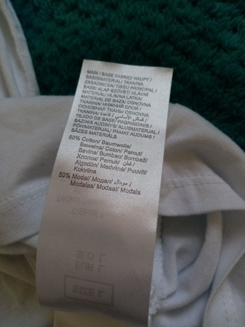 Koszulka Orsay damska L / 40 T-shirt z grafiką i ćwiekami