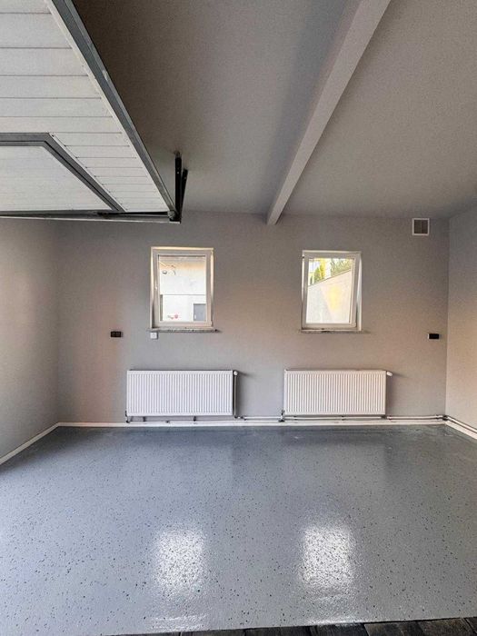 Lokal-budynek usługowo / handlowy Piaseczno  główna ulica