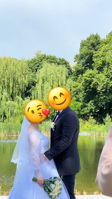 Сукня весільна