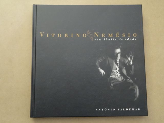 Vitorino Nemésio - Sem Limite de Idade de António Valdemar