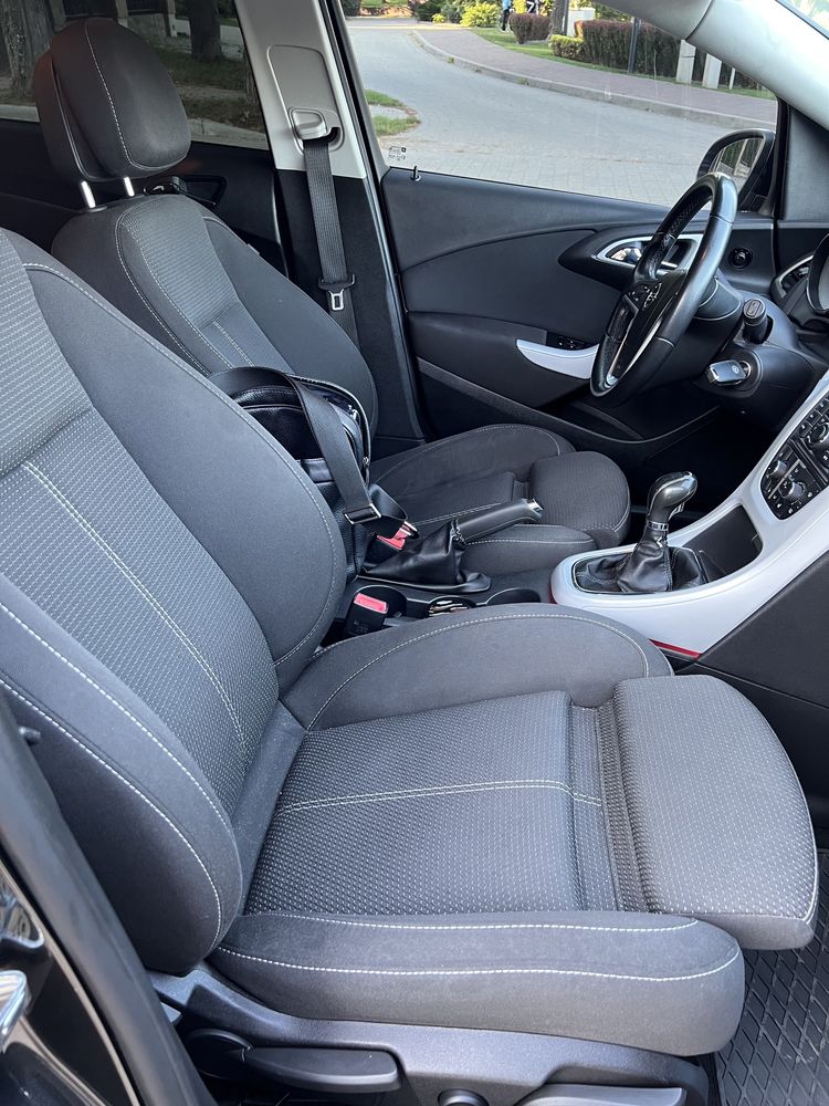 Opel Astra j 1.7 2012р ТОРГ