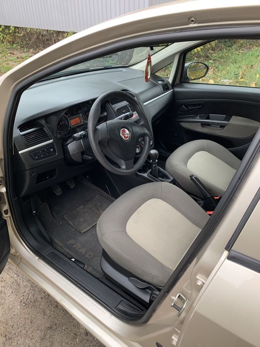 Продам Fiat Linea 2012 року