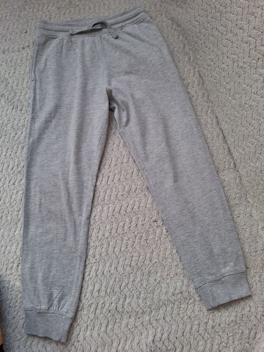 Spodnie dresowe 134 H&M