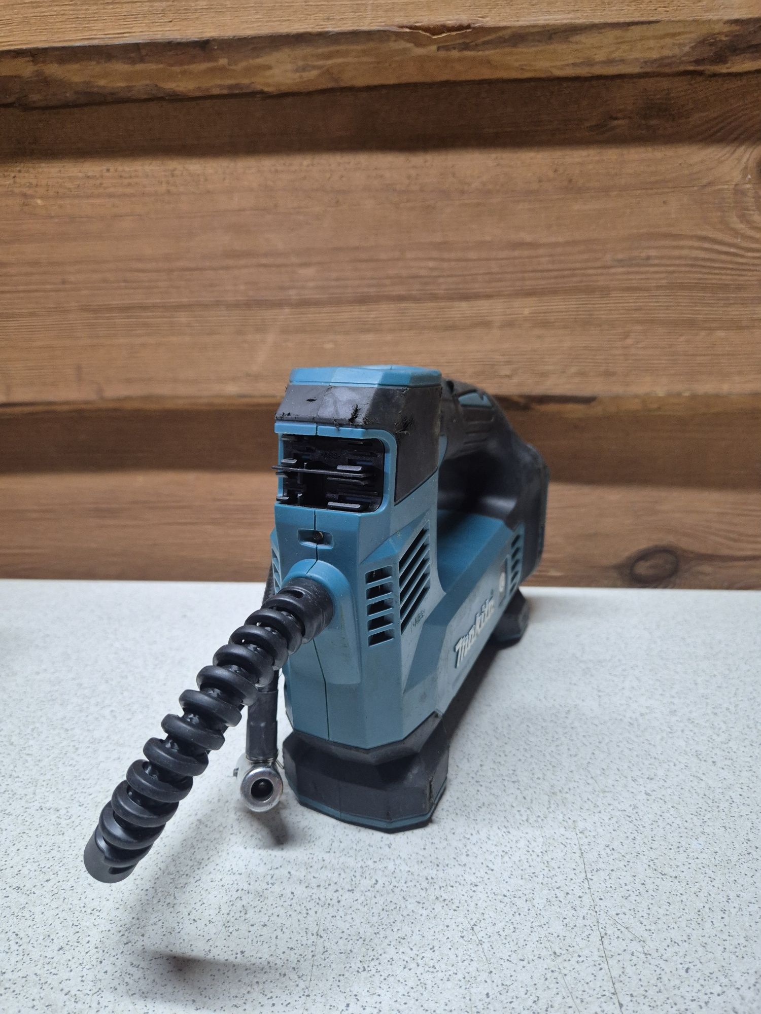 Makita Kompresor Akumulatorowy