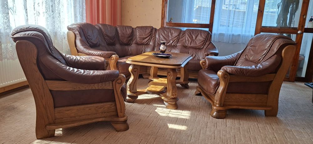 Komplet wypoczynkowy dębowo skórzany firmy KLER