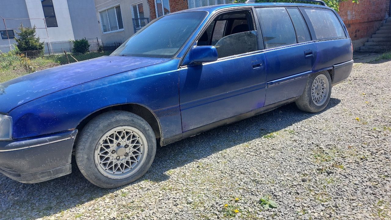 Opel omega A 2.0 газ