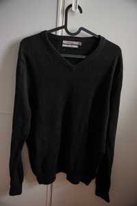 Sweter czarny w serek, Dressmann S/M