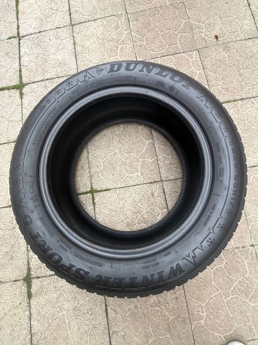 Продам пару зимових шин 225/55/17