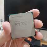AMD Ryzen 5 2400G with Radeon Vega Graphics 11 + Сток. Кулер