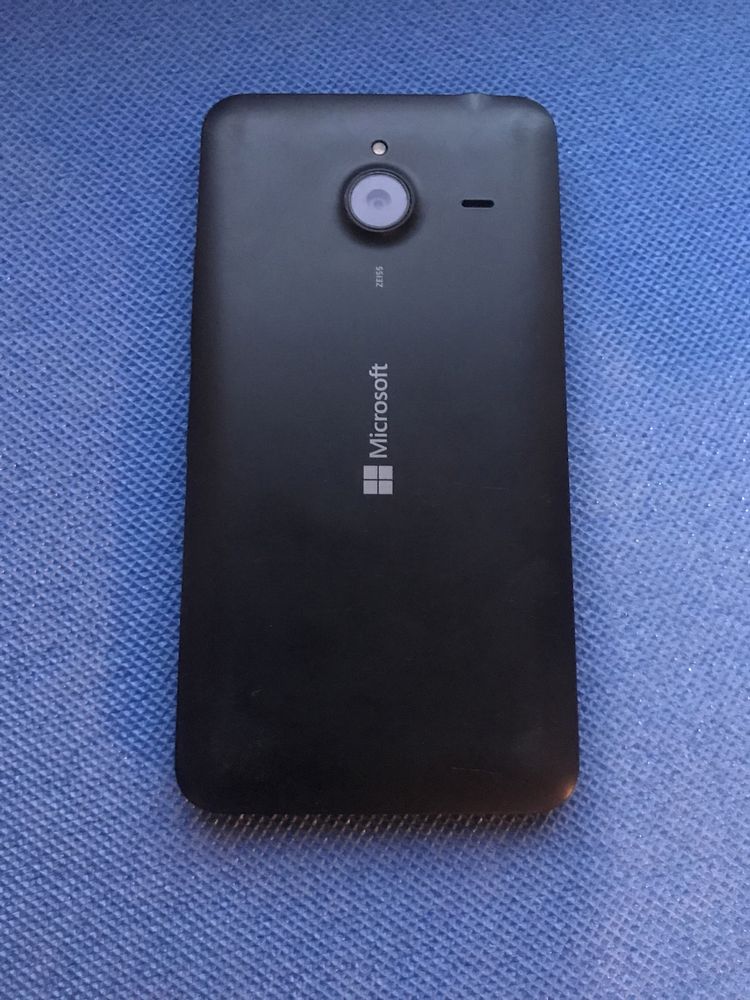 Мобильный телефон Microsoft Lumia 640 (Nokia)