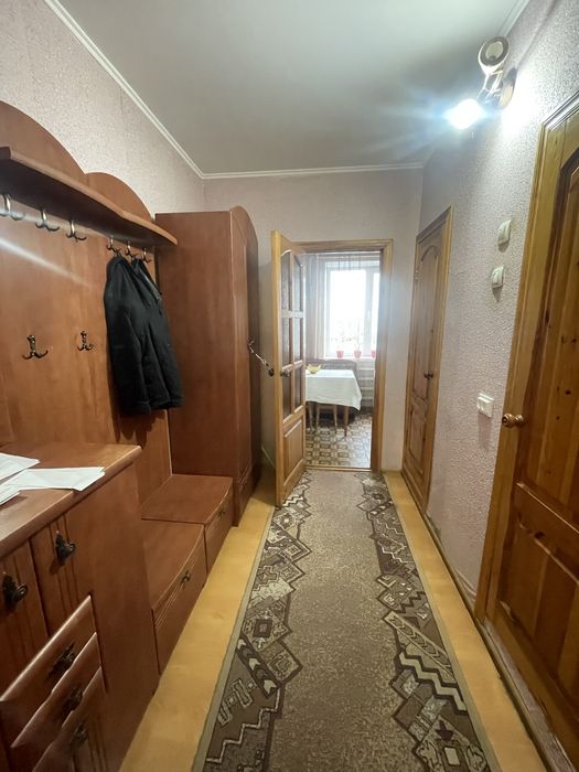 Продаж 3-кімнатної квартири в центі міста Нова 2