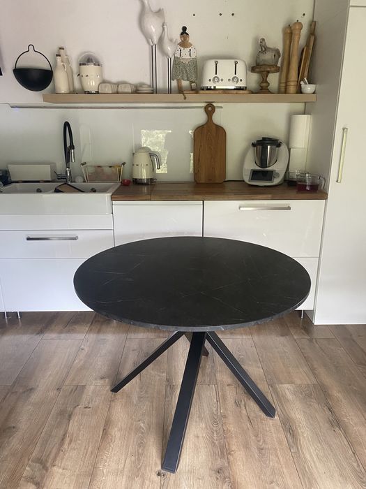 IKEA Stół okrągły MARIEDAMM czarny imitacja marmuru, 105 cm