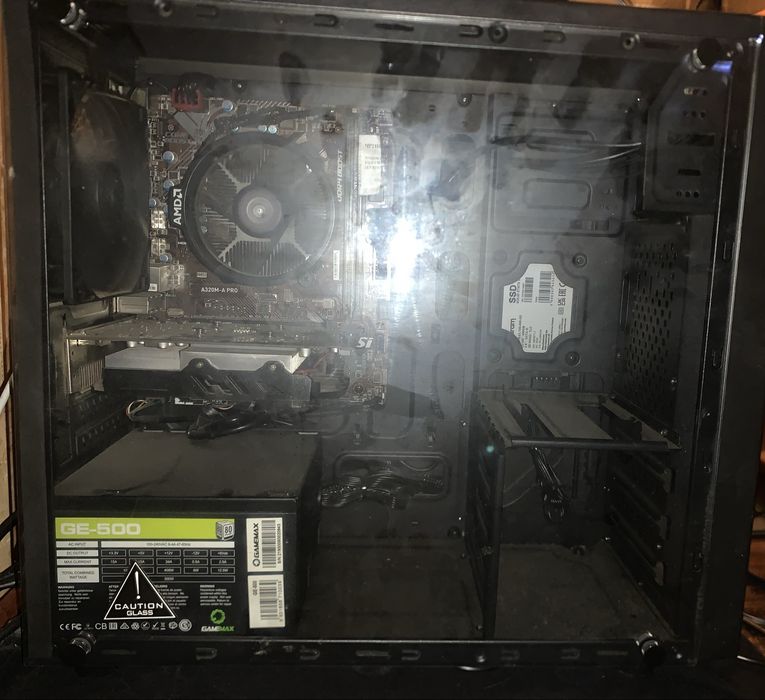 Ігровий комп’ютер у хорошому стані (повний комлект)